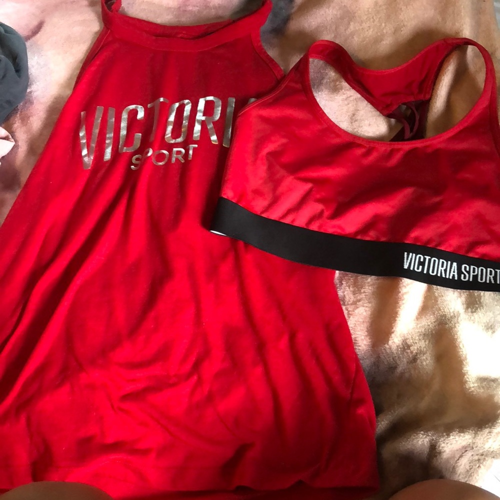 Victoria sport tank with matching bra